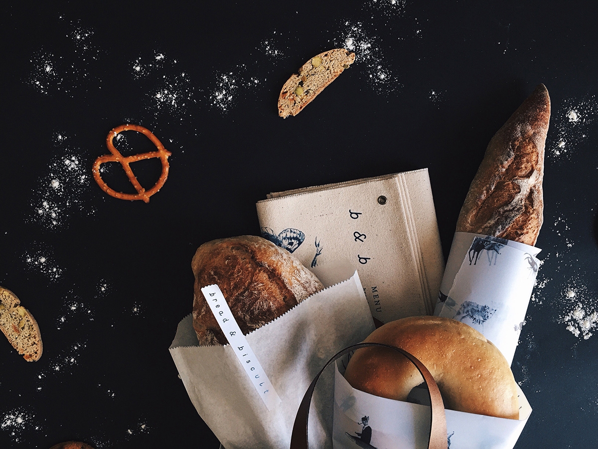 概念化早餐，面包與餅干食品飲料包裝設(shè)計(jì)