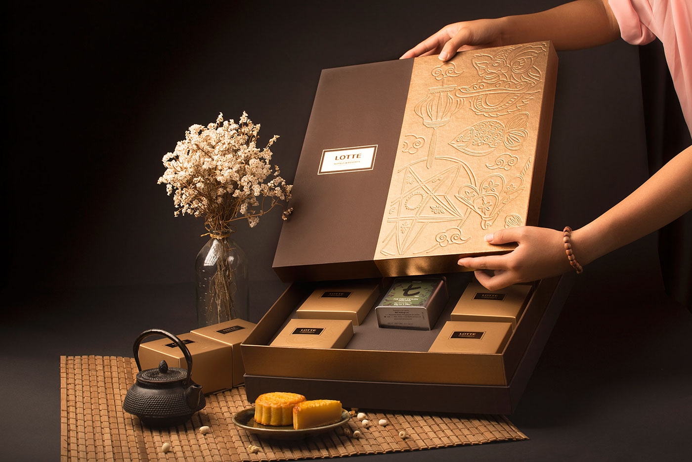 樂天度假酒店的中秋月餅禮盒包裝設計