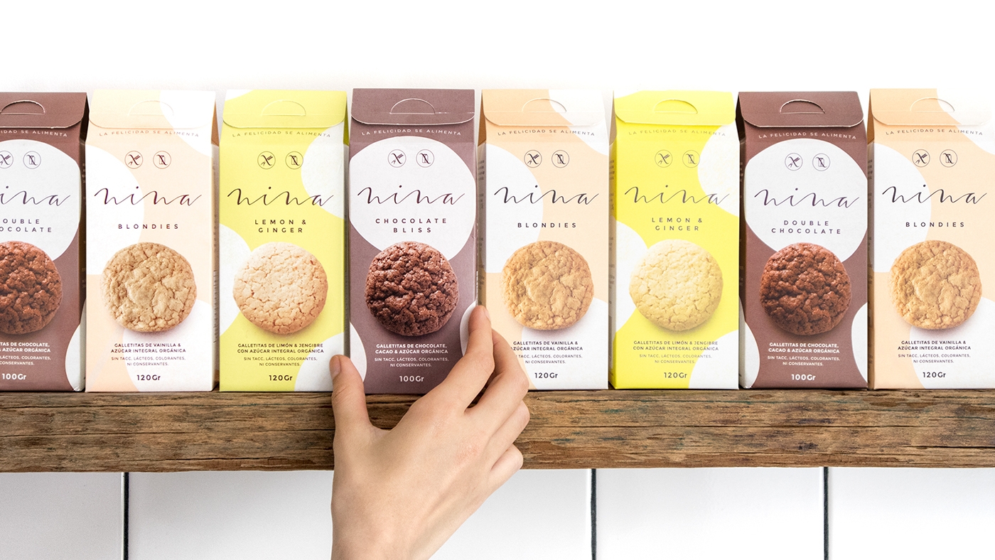 金色（香草）、巧克力色（可可和巧克力）和檸檬姜系列餅干食品包裝設(shè)計(jì)